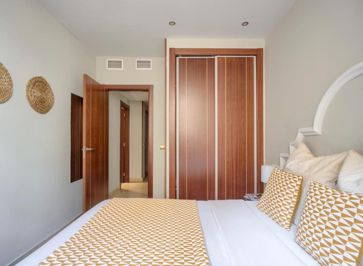 Apartamentos Suites Oficentro Μάλαγα Εξωτερικό φωτογραφία