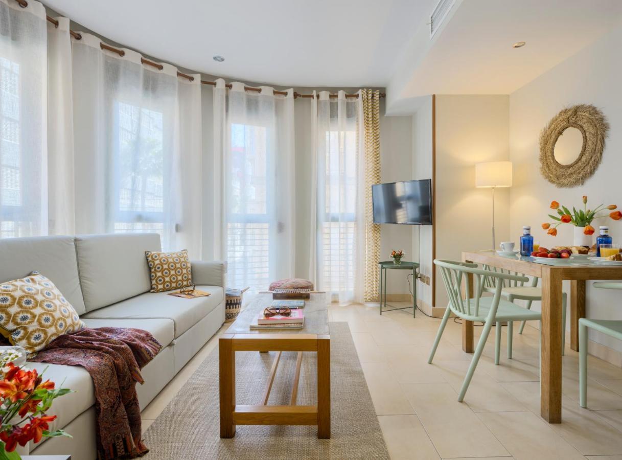 Apartamentos Suites Oficentro Μάλαγα Εξωτερικό φωτογραφία